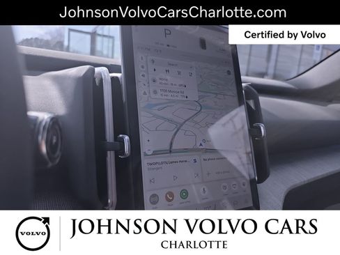 Certified 2025 Volvo EX30 Ultra w/ Climate Package image 22