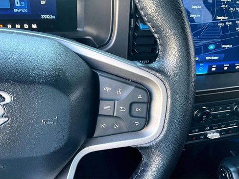 Used 2021 Ford Bronco Outer Banks image 12