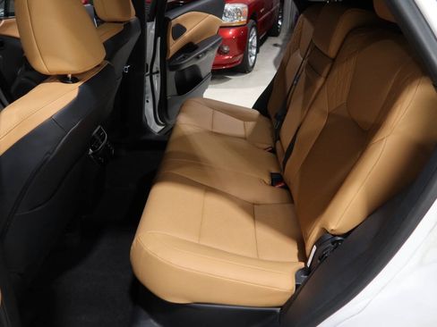 Used 2024 Lexus RX 350 Premium w/ Convenience Package FWD image 17