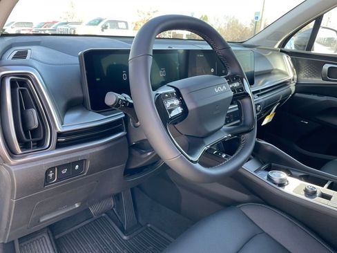New 2026 Kia Sorento EX w/ EX Premium Package AWD/4WD image 9