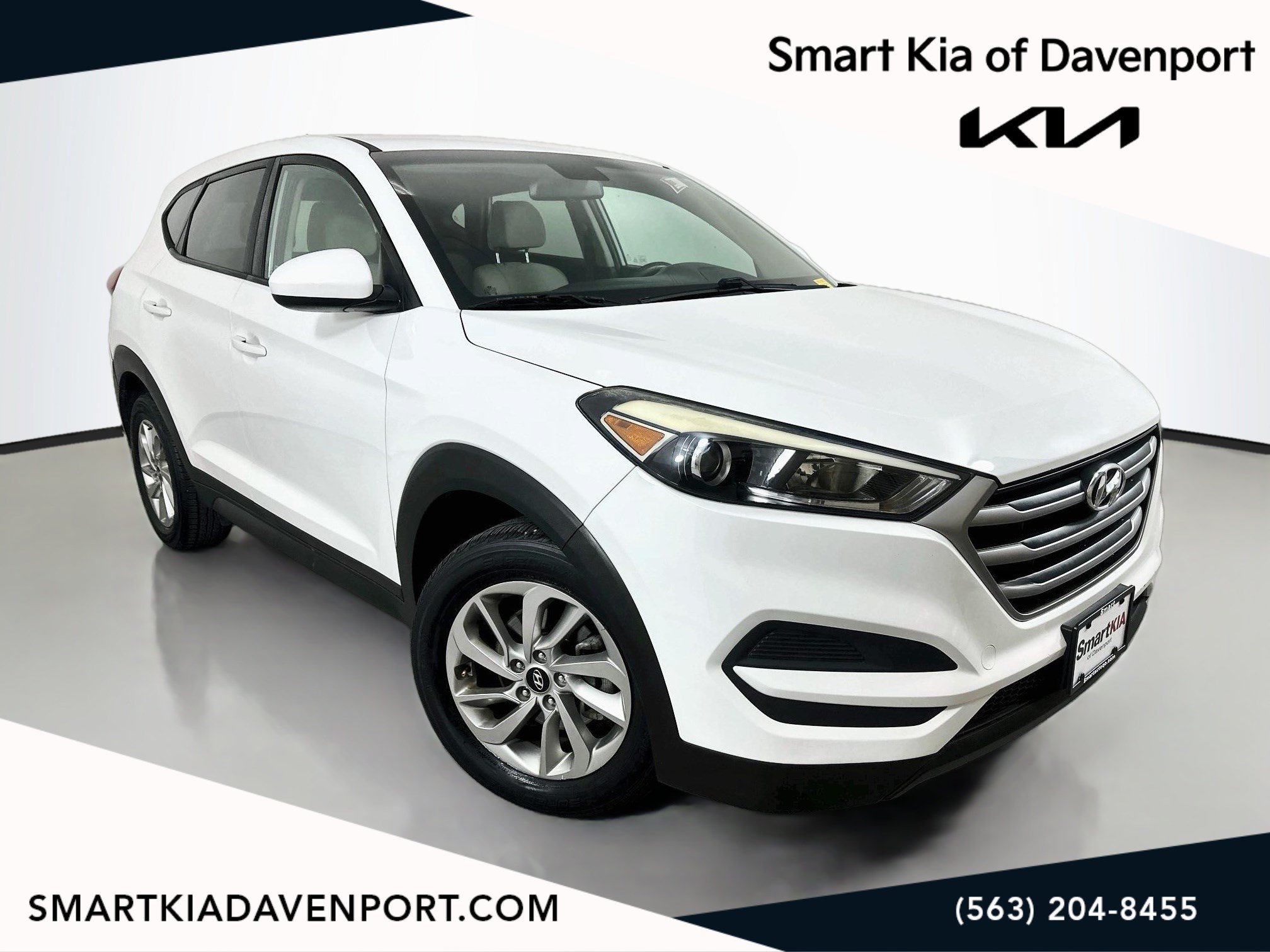 Used 2017 Hyundai Tucson SE w/ Cargo Package FWD image 1