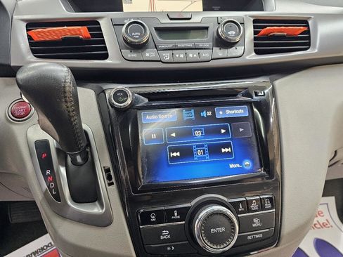 Used 2015 Honda Odyssey Touring image 35