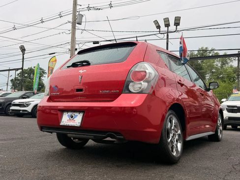 Used 2009 Pontiac Vibe AWD w/ Sun And Sound Package image 9