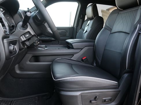 New 2026 RAM 3500 Limited AWD/4WD image 22