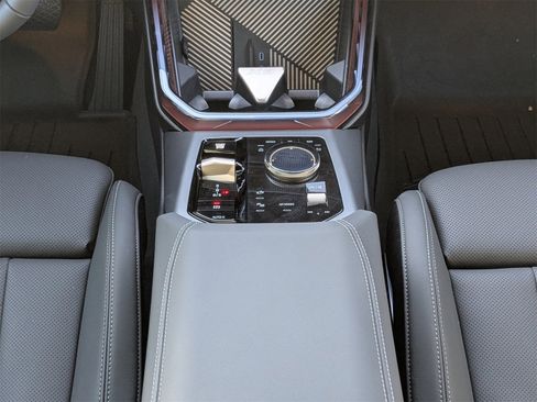 Used 2025 BMW X3 xDrive30i w/ Convenience Package image 19