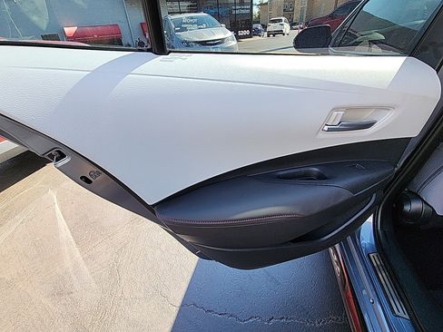 Certified 2024 Toyota Corolla SE image 21