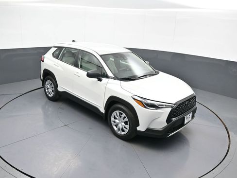 Certified 2022 Toyota Corolla Cross L AWD/4WD image 35