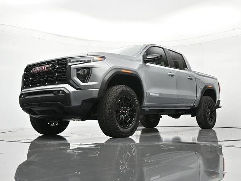 New 2026 GMC Canyon Elevation w/ Convenience Package image 37