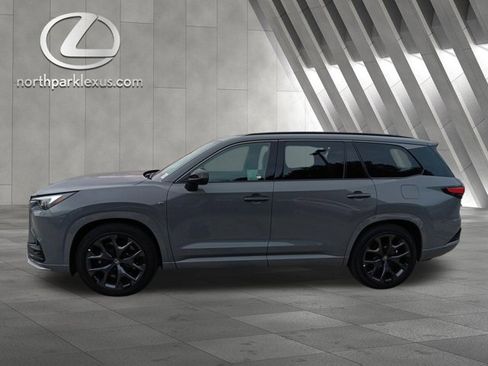 Certified 2026 Lexus TX 500h AWD image 1
