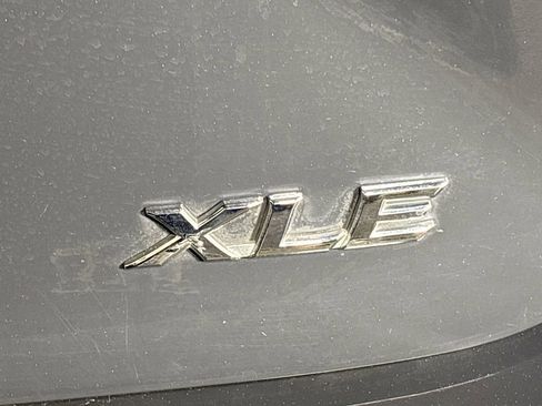 Used 2025 Toyota Camry XLE FWD image 24
