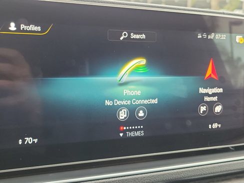 Used 2023 Mercedes-Benz GLS 450 4MATIC image 13