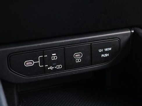 Used 2025 Kia K4 FWD image 14