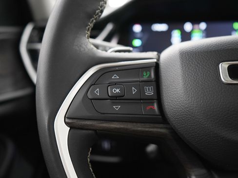 Used 2023 Jeep Grand Cherokee 4WD 4xe w/ Luxury Tech Group II image 25