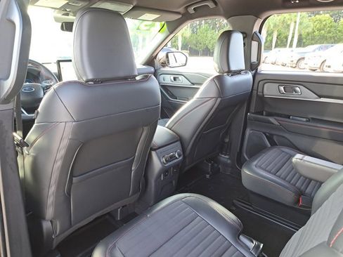 Certified 2025 Ford Explorer ST-Line image 10