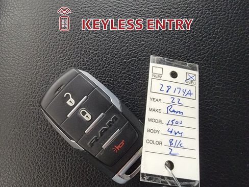 Used 2022 RAM 1500 Big Horn AWD/4WD image 33