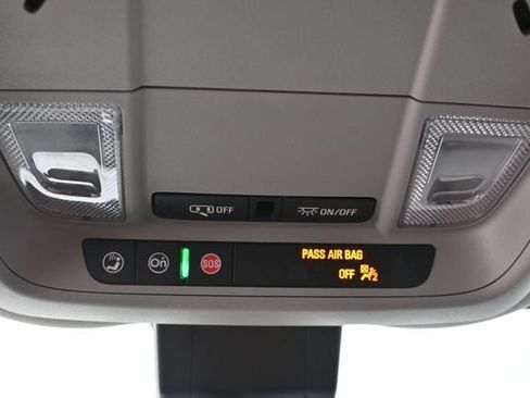 Used 2024 Chevrolet Equinox LT FWD image 28