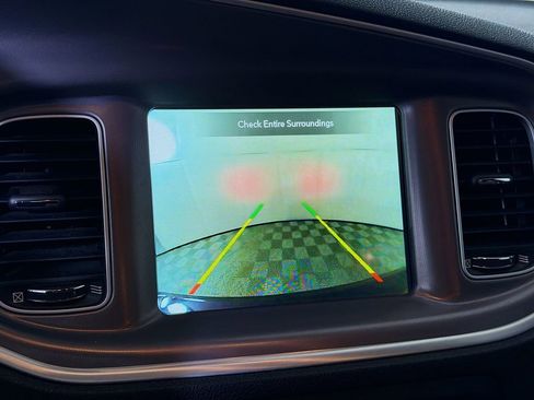 Used 2022 Dodge Charger Scat Pack image 17