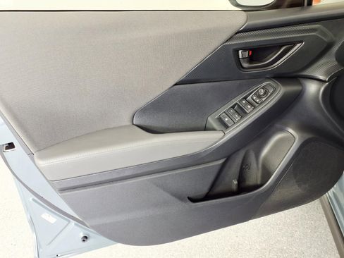 Used 2024 Subaru Crosstrek 2.0i Premium AWD/4WD image 14