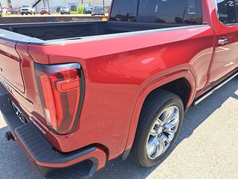 Used 2024 GMC Sierra 1500 Denali w/ Denali Reserve Package AWD/4WD image 19
