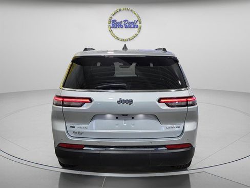 Used 2021 Jeep Grand Cherokee L Limited image 5