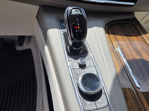 Used 2024 Cadillac Escalade Sport Platinum w/ LPO, ONYX Package RWD image 19