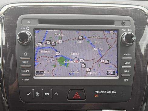 Used 2016 Buick Enclave Leather FWD image 14