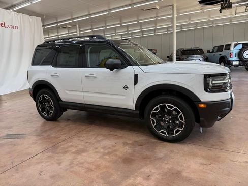 New 2025 Ford Bronco Sport Outer Banks w/ Outer Banks Tech Package+ image 5
