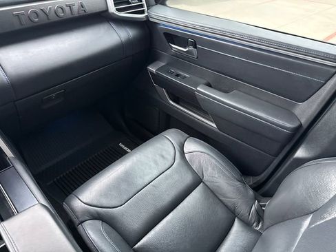 Used 2022 Toyota Tundra Platinum AWD/4WD image 15