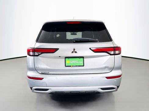 Used 2024 Mitsubishi Outlander SE FWD image 8