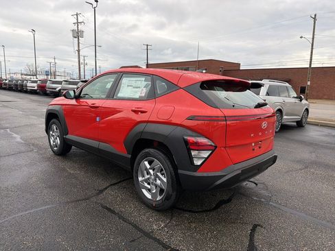 New 2026 Hyundai Kona SE image 5