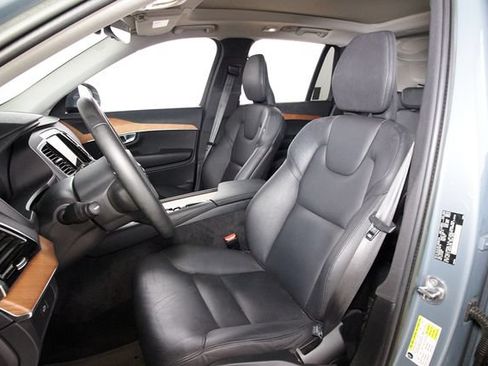 Certified 2023 Volvo XC90 B6 Plus w/ Protection Package Premier AWD/4WD image 18