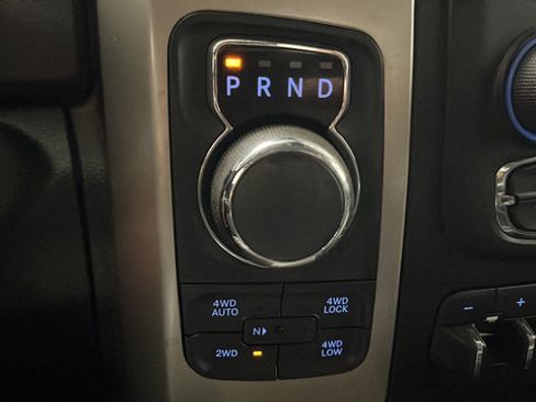 Used 2015 RAM 1500 Big Horn AWD/4WD image 18