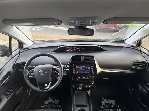 Used 2021 Toyota Prius LE w/ Carpet Mat Package (TMS) FWD image 40