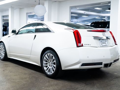 Used 2013 Cadillac CTS Premium image 4