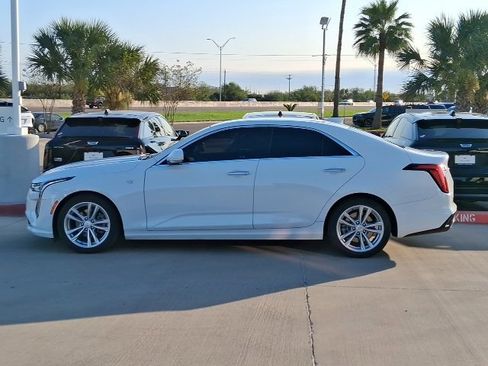 Used 2024 Cadillac CT4 Luxury image 3