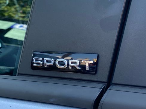 Certified 2025 Volkswagen Jetta Sport FWD image 6