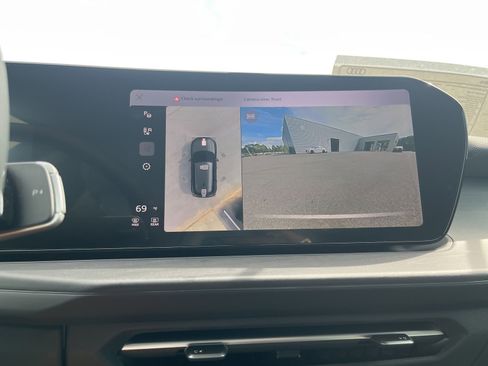 New 2026 Audi Q3 quattro 2.0T AWD/4WD image 19