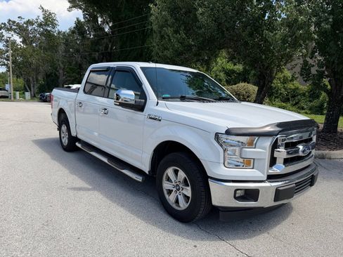 Used 2017 Ford F150 XLT RWD image 2