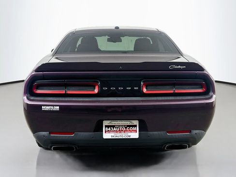 Used 2022 Dodge Challenger R/T RWD image 6