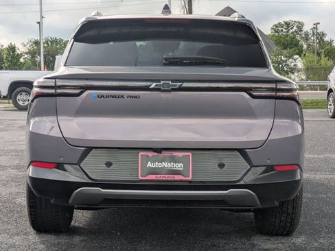 New 2025 Chevrolet Equinox EV LT w/ LPO, Blackout Package AWD/4WD image 7