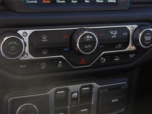 Used 2021 Jeep Gladiator Mojave image 23