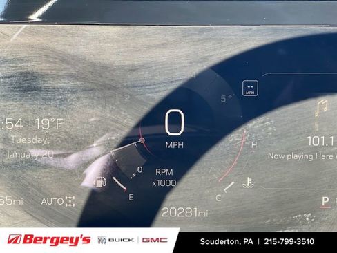 Certified 2025 GMC Yukon XL Denali image 15