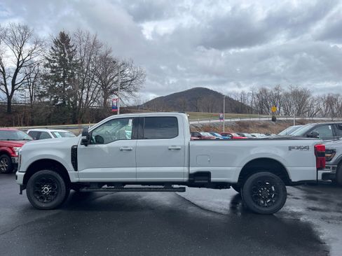 New 2026 Ford F350 XLT w/ XLT Premium Package AWD/4WD image 7