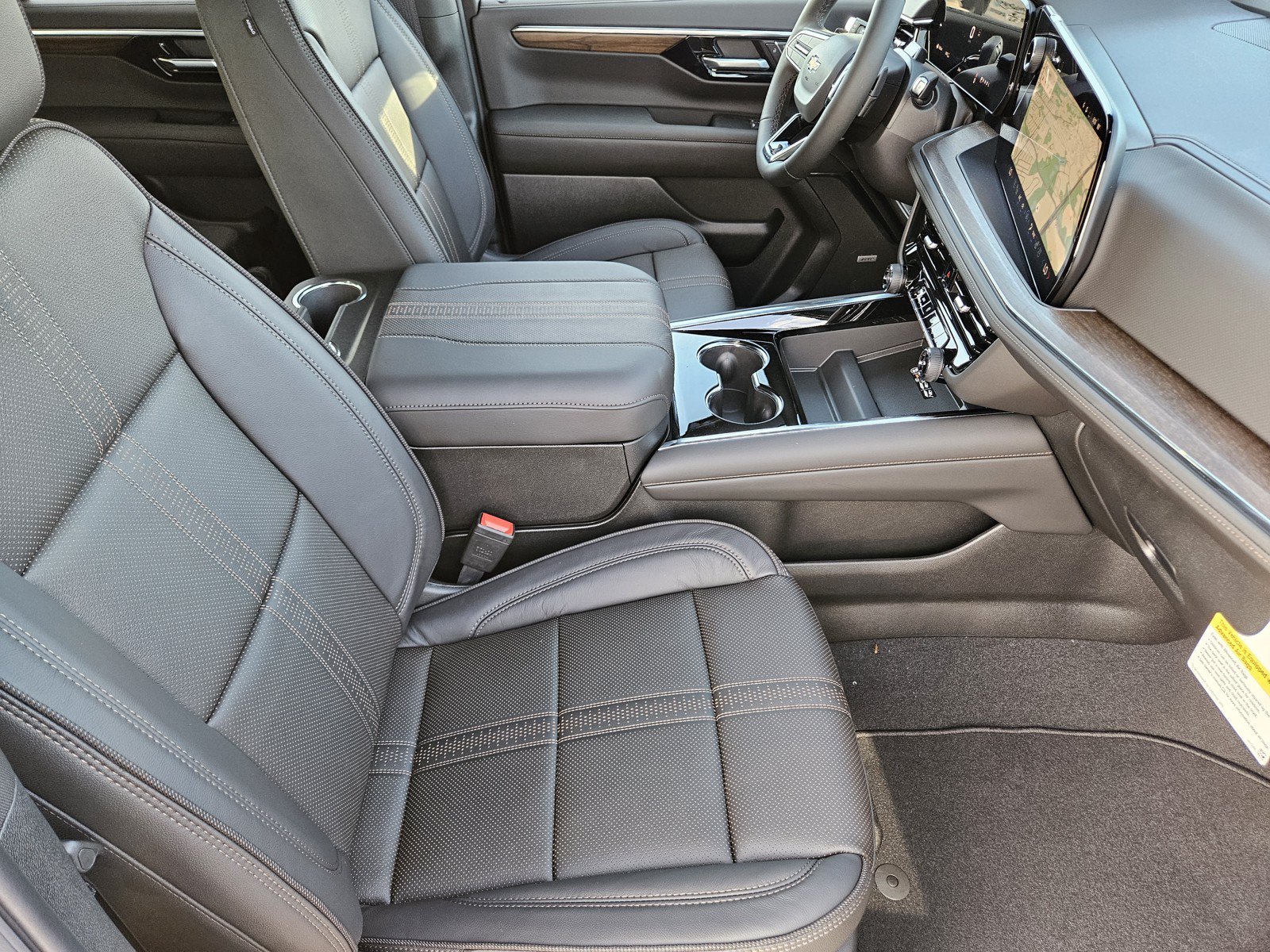 New 2026 Chevrolet Tahoe High Country AWD/4WD image 10