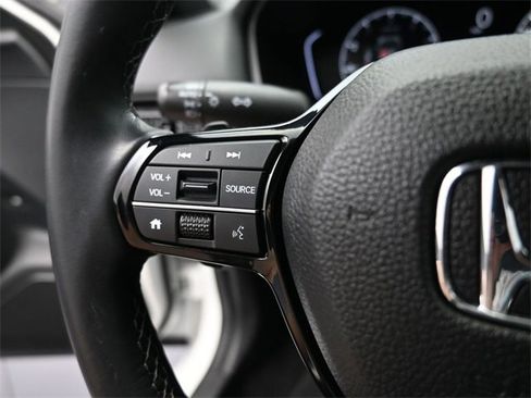 Used 2024 Honda Civic Sport image 29