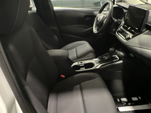 Used 2024 Toyota Corolla LE FWD image 22