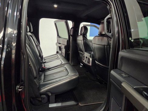 Used 2022 Ford F350 Platinum image 10