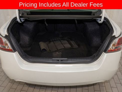 Used 2015 Nissan Altima 2.5 S w/ Power Driver Seat Package FWD image 5