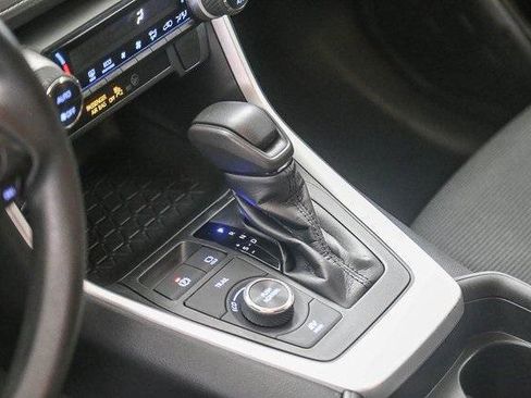 Certified 2020 Toyota RAV4 LE w/ All Weather Liner Package image 20