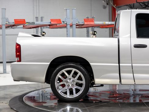 Used 2004 Dodge Ram 1500 Truck 2WD Regular Cab image 22